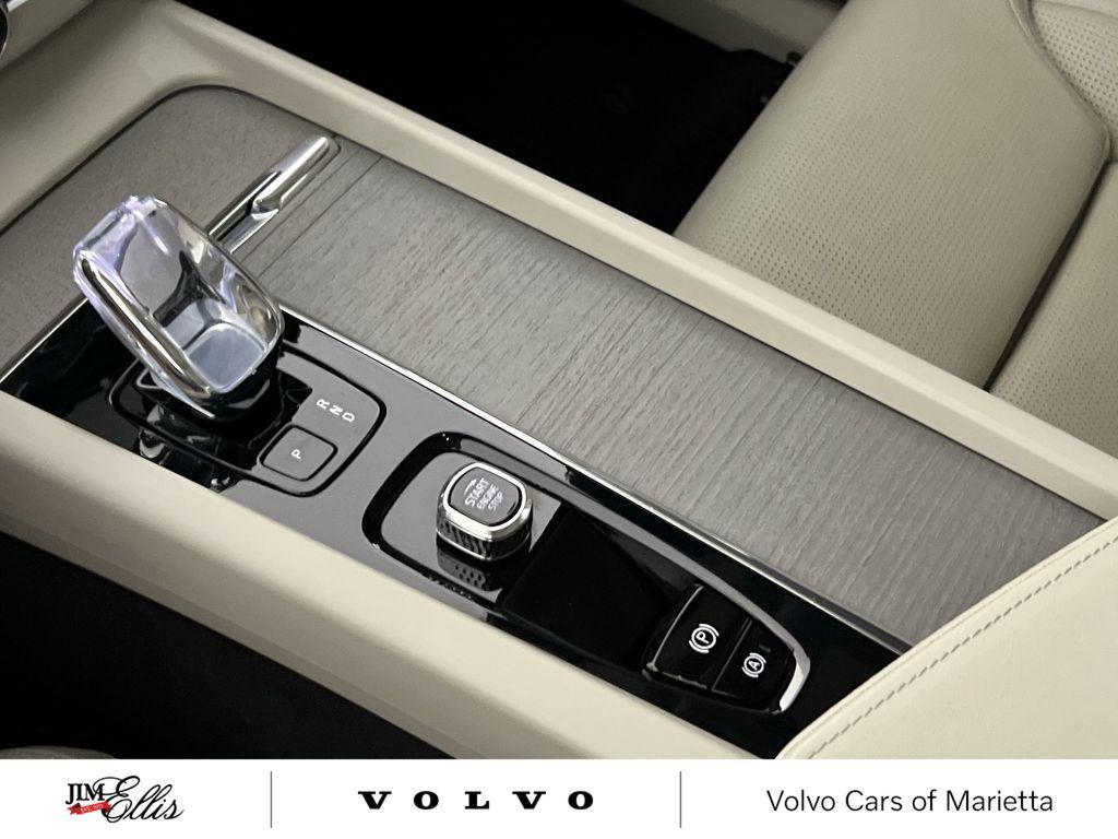 used 2023 Volvo XC60 car, priced at $41,467
