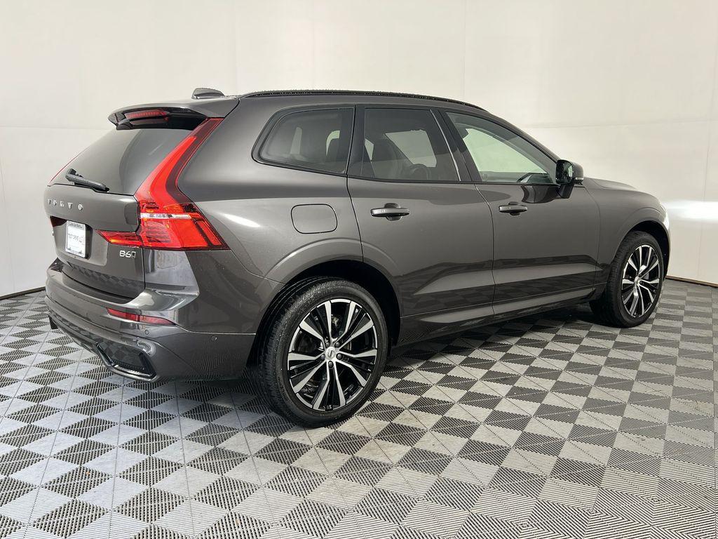 used 2023 Volvo XC60 car, priced at $41,467