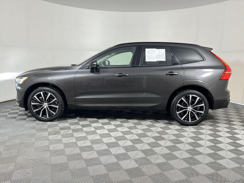 used 2023 Volvo XC60 car, priced at $41,467