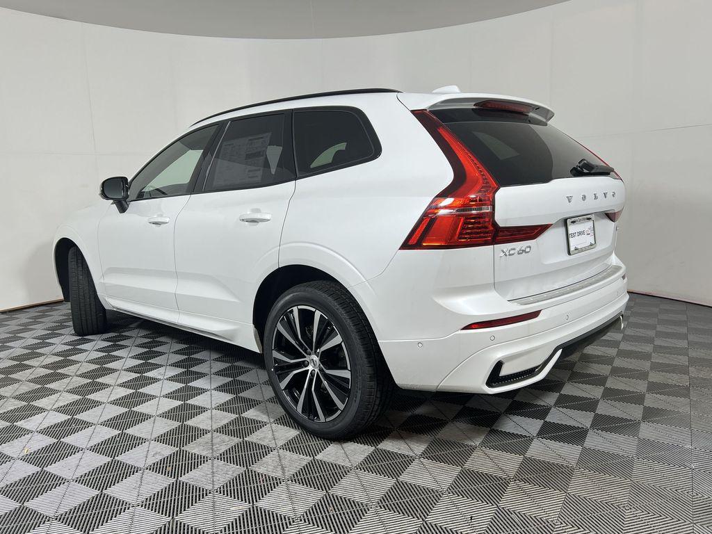 new 2025 Volvo XC60 car, priced at $48,824