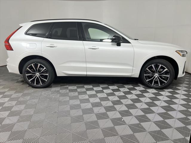 new 2025 Volvo XC60 car, priced at $49,990