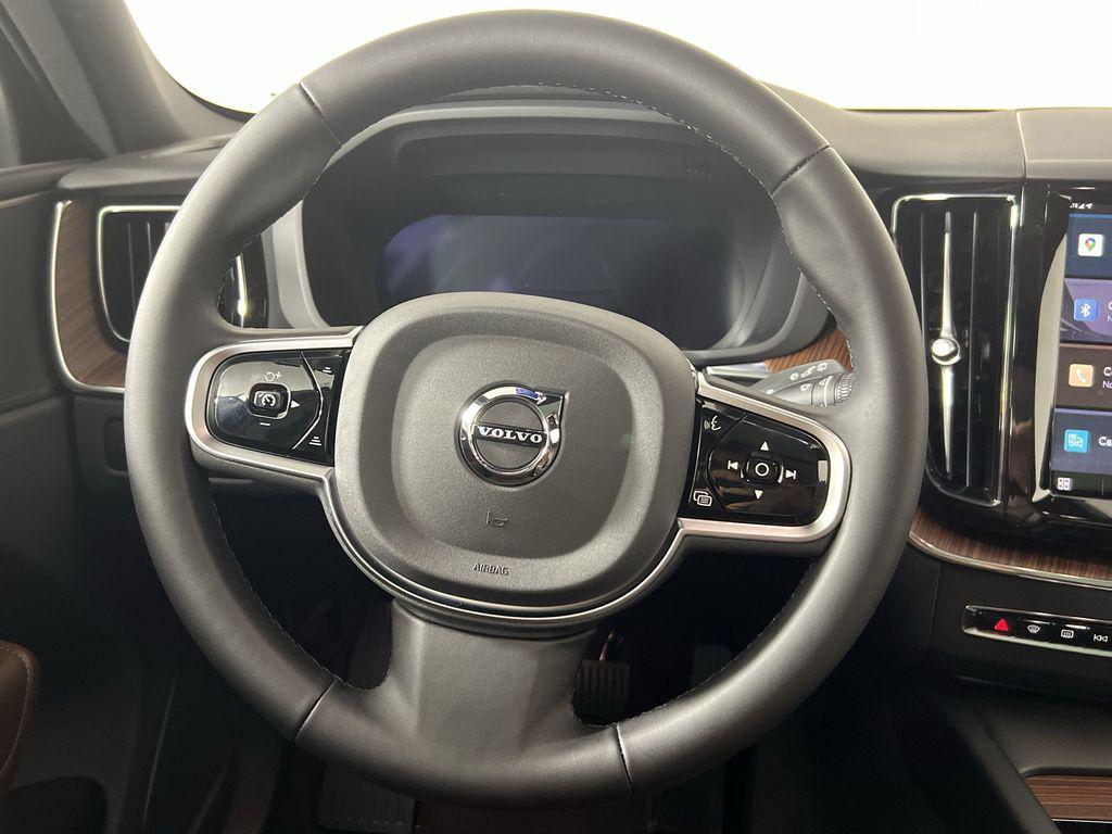 new 2025 Volvo XC60 car, priced at $48,824