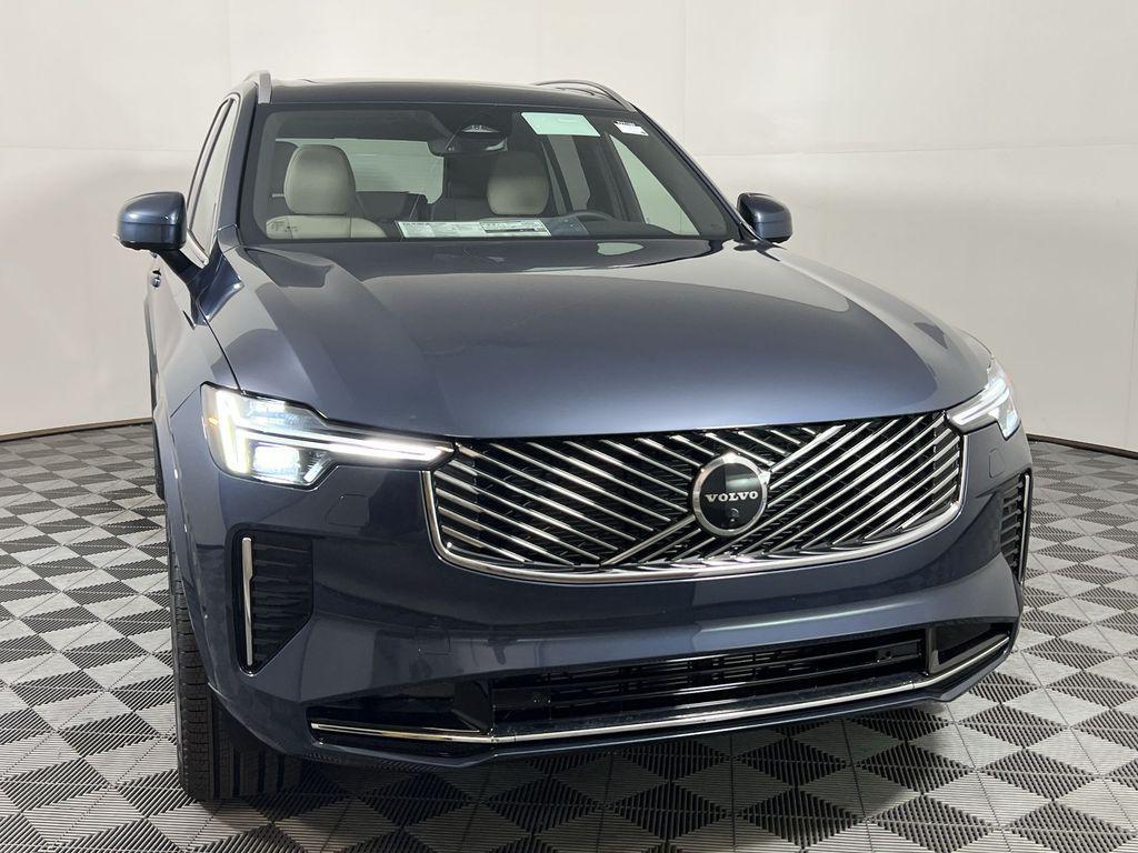 new 2026 Volvo XC90 car, priced at $71,825
