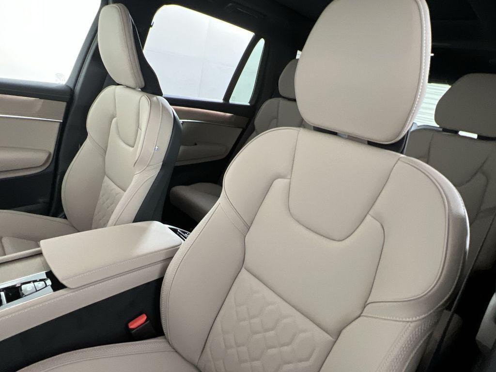 new 2026 Volvo XC90 car, priced at $71,825