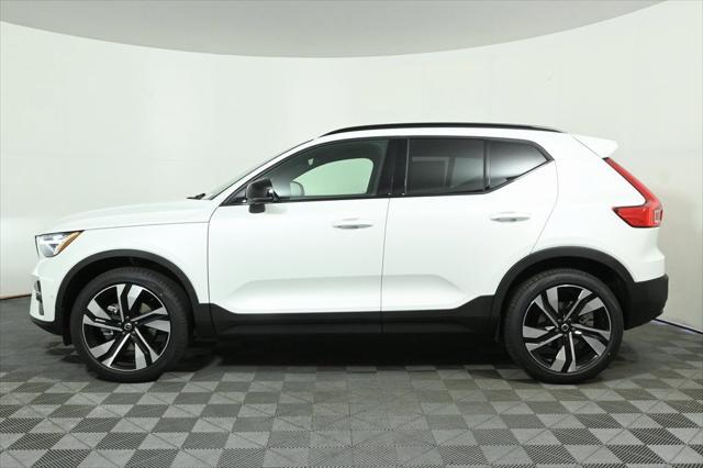 new 2023 Volvo XC40 car, priced at $47,226