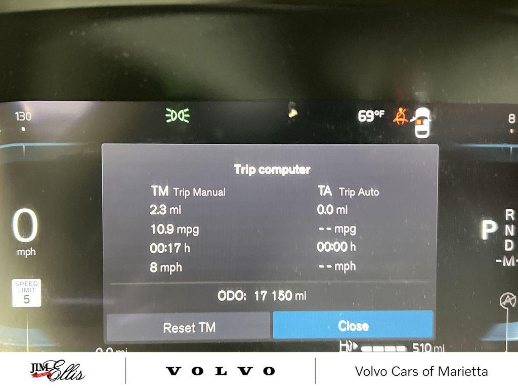 used 2025 Volvo XC40 car, priced at $32,423