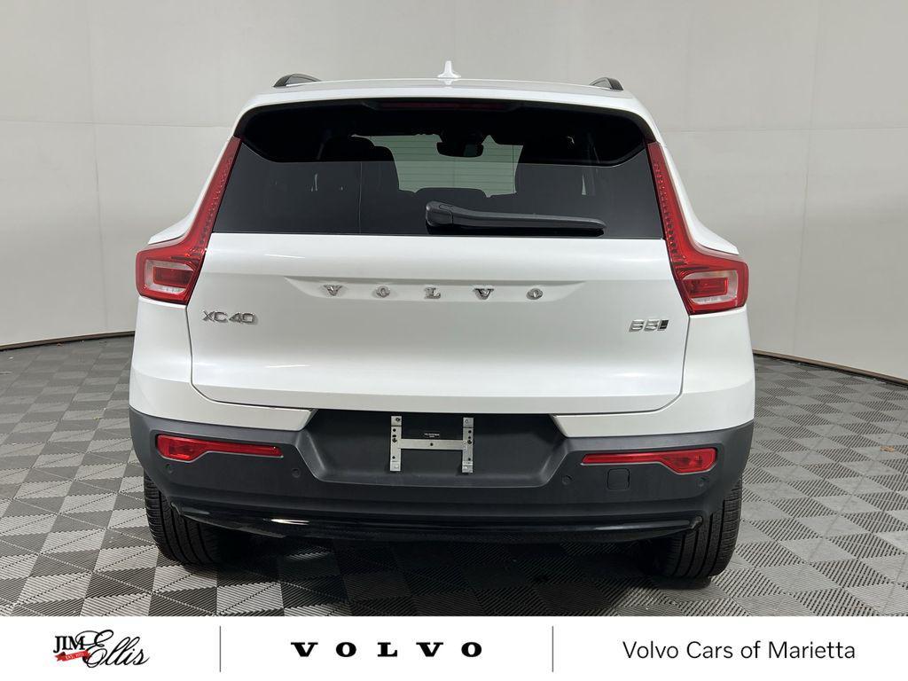 used 2025 Volvo XC40 car, priced at $32,423