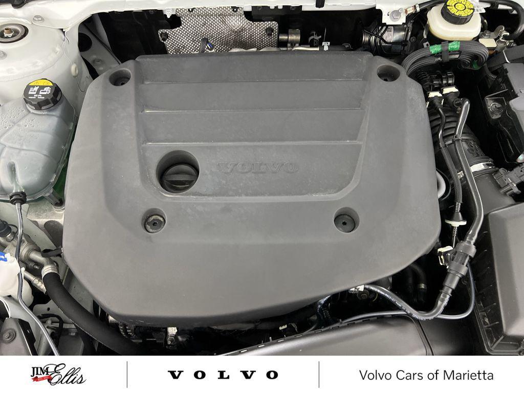 used 2025 Volvo XC40 car, priced at $32,423