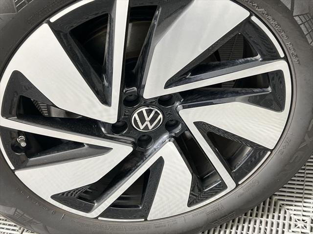 used 2024 Volkswagen Atlas car, priced at $36,500