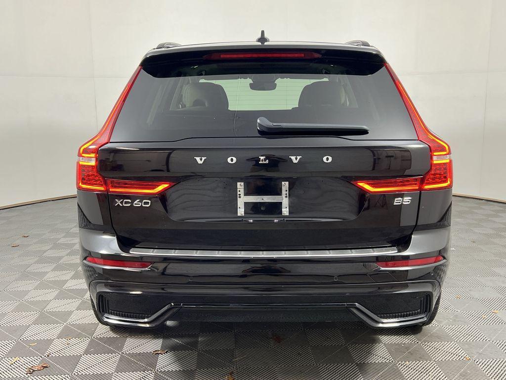 used 2023 Volvo XC60 car, priced at $34,919