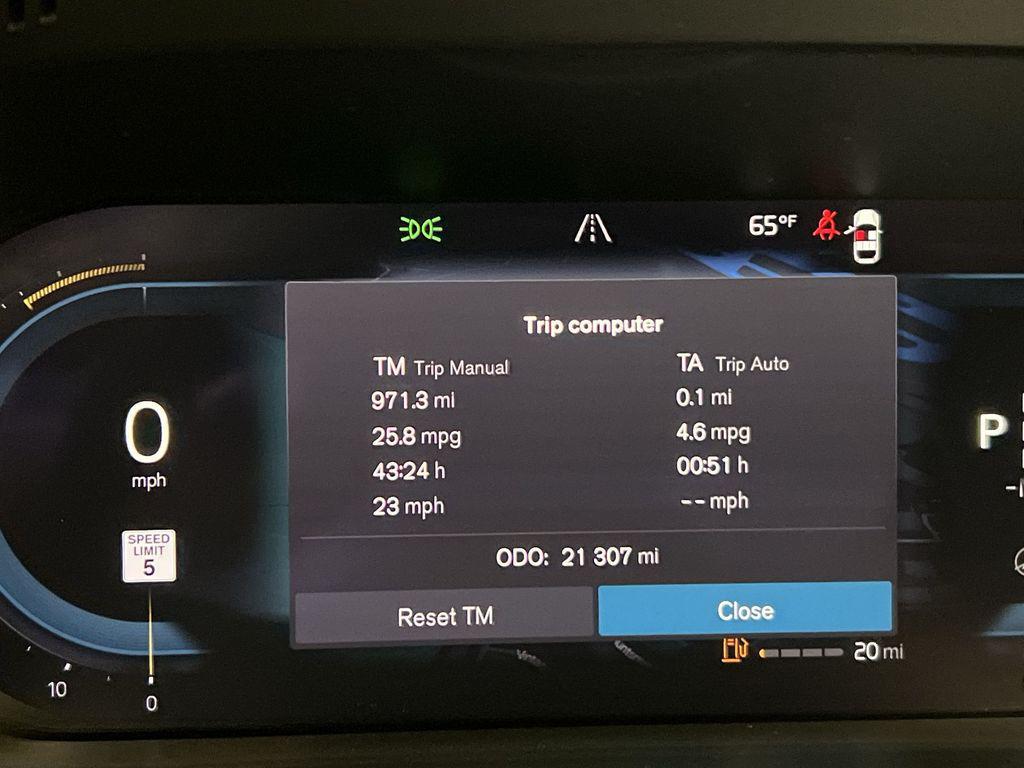 used 2023 Volvo XC60 car, priced at $34,919