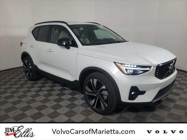 new 2025 Volvo XC40 car, priced at $50,595