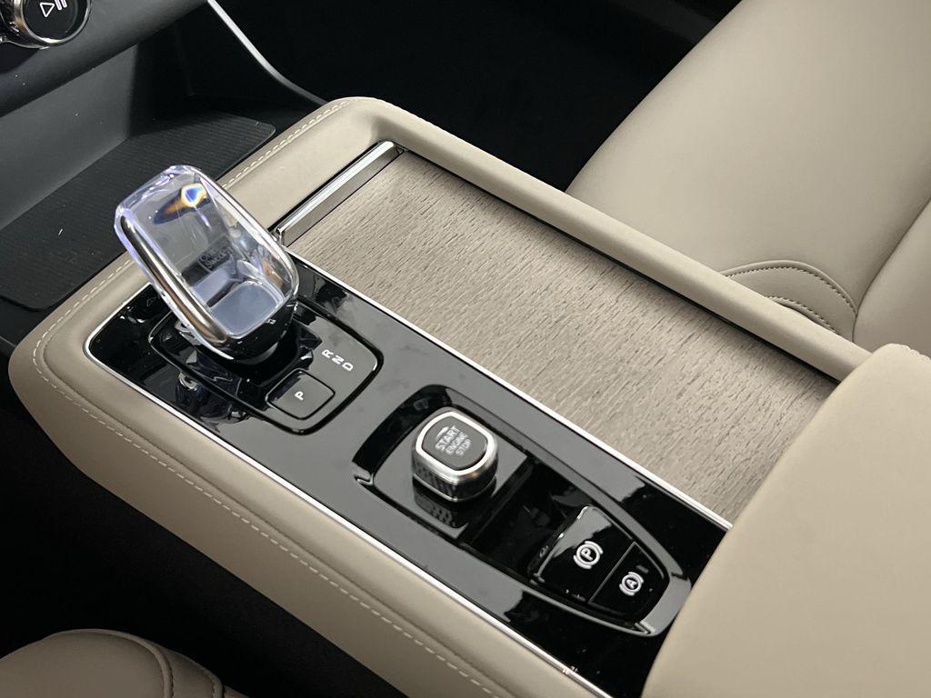 new 2026 Volvo XC90 car, priced at $71,825