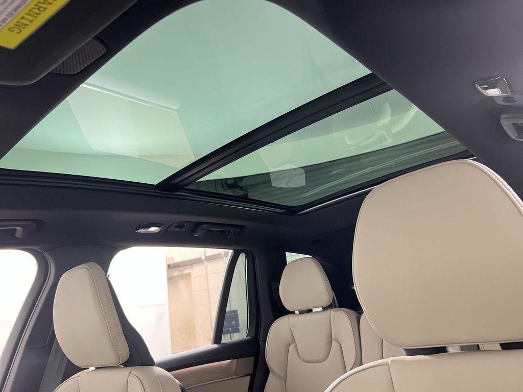new 2026 Volvo XC90 car, priced at $71,825