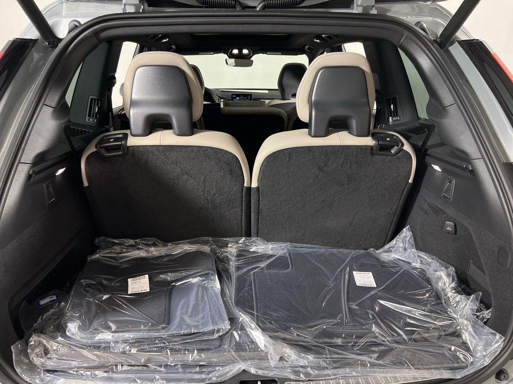 new 2026 Volvo XC90 car, priced at $71,825
