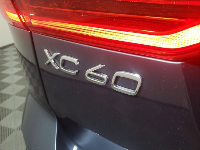 new 2025 Volvo XC60 car, priced at $62,900