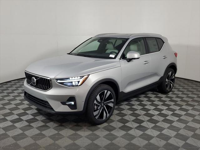 new 2025 Volvo XC40 car, priced at $48,170