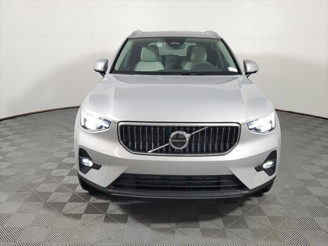 new 2025 Volvo XC40 car, priced at $48,170