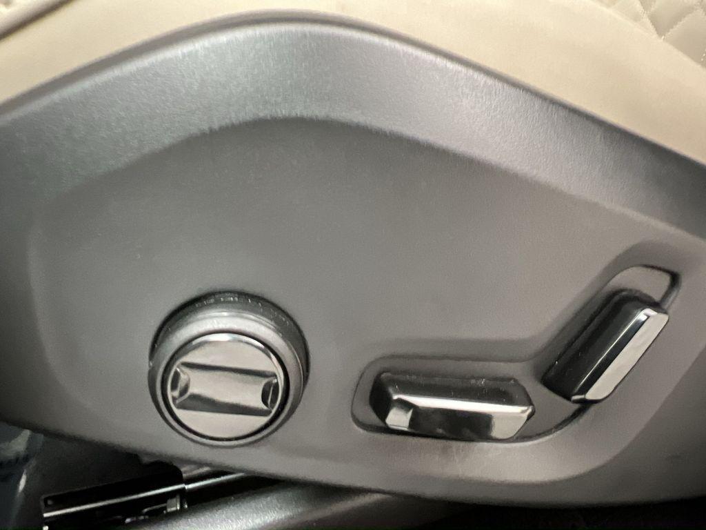used 2025 Volvo XC90 car, priced at $50,999