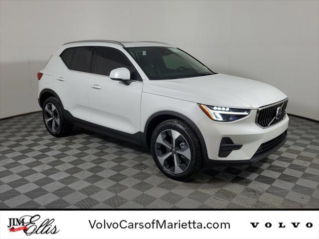 new 2025 Volvo XC40 car, priced at $45,800