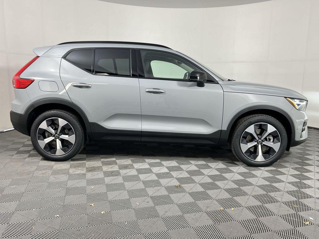 new 2026 Volvo XC40 car, priced at $46,650
