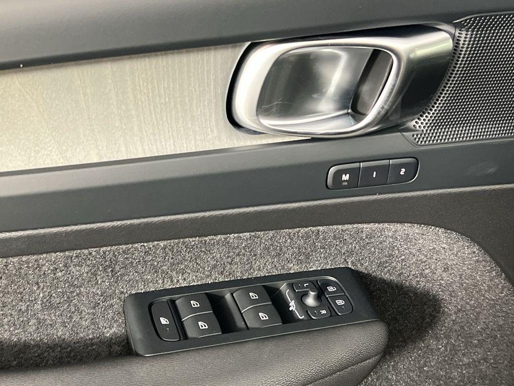 new 2026 Volvo XC40 car, priced at $46,650