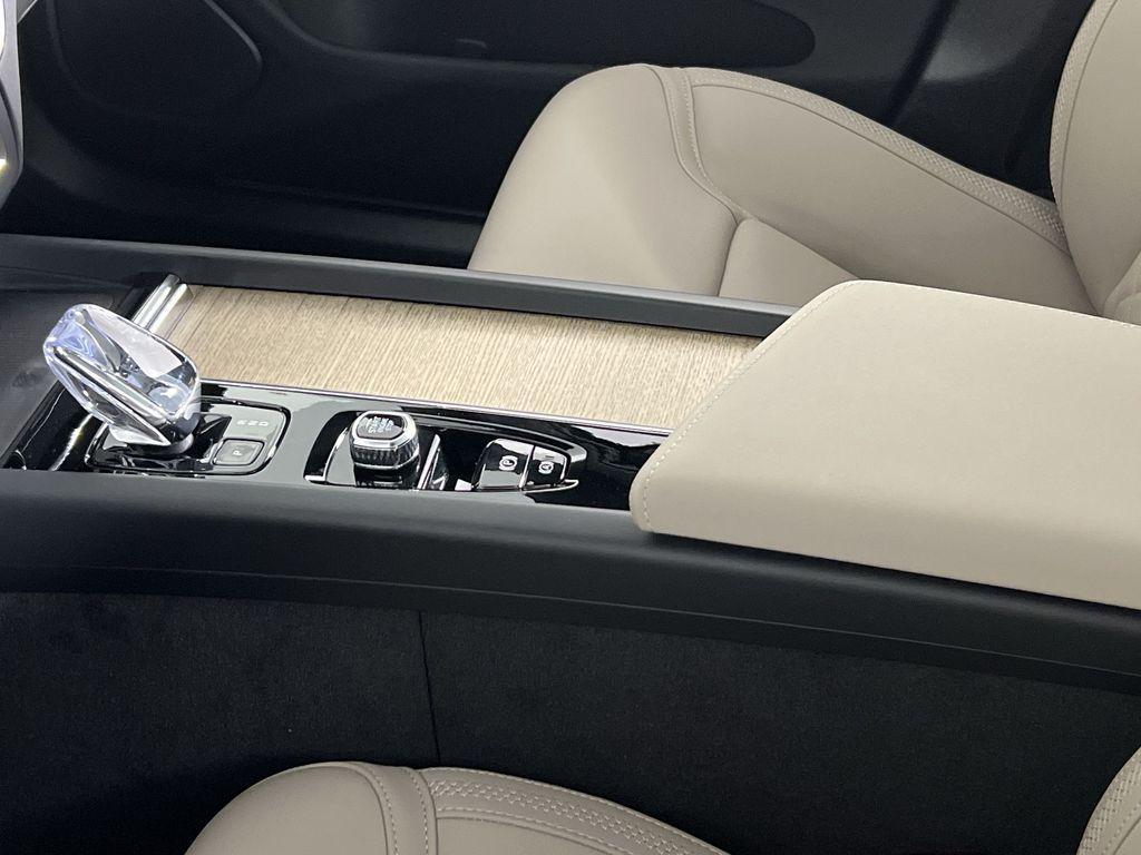 new 2026 Volvo XC60 car