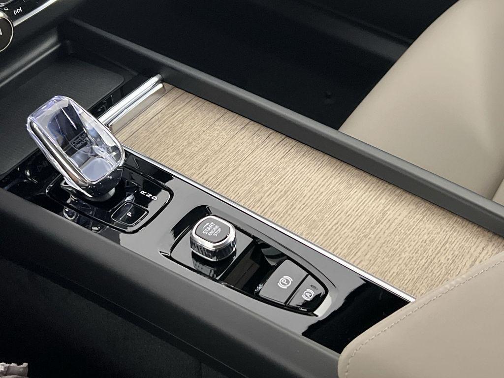 new 2026 Volvo XC60 car