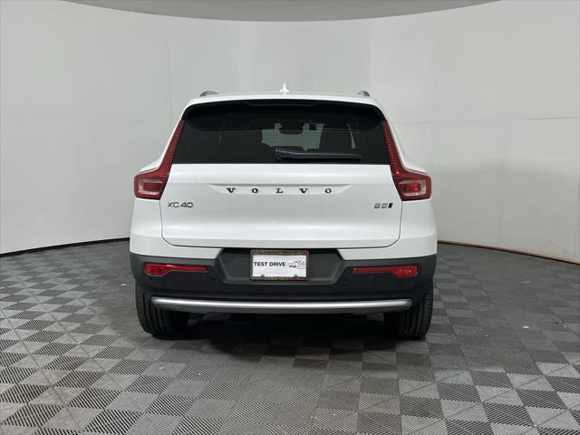new 2025 Volvo XC40 car, priced at $46,435