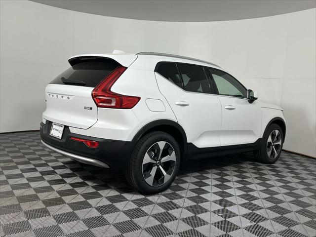 new 2025 Volvo XC40 car, priced at $46,435