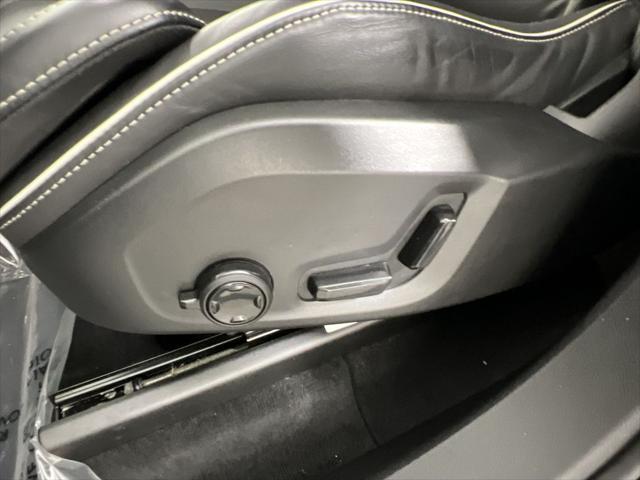 used 2022 Volvo XC60 car, priced at $33,994