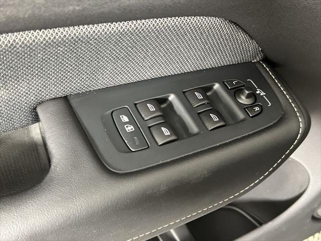 used 2022 Volvo XC60 car, priced at $33,994