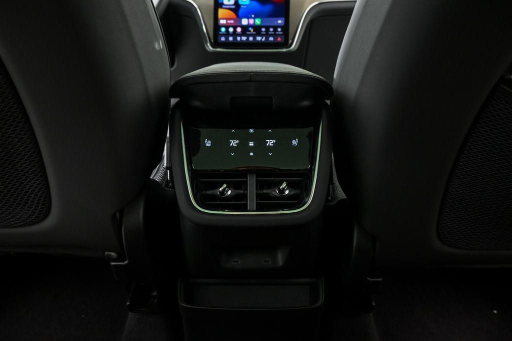 new 2025 Volvo EX90 car
