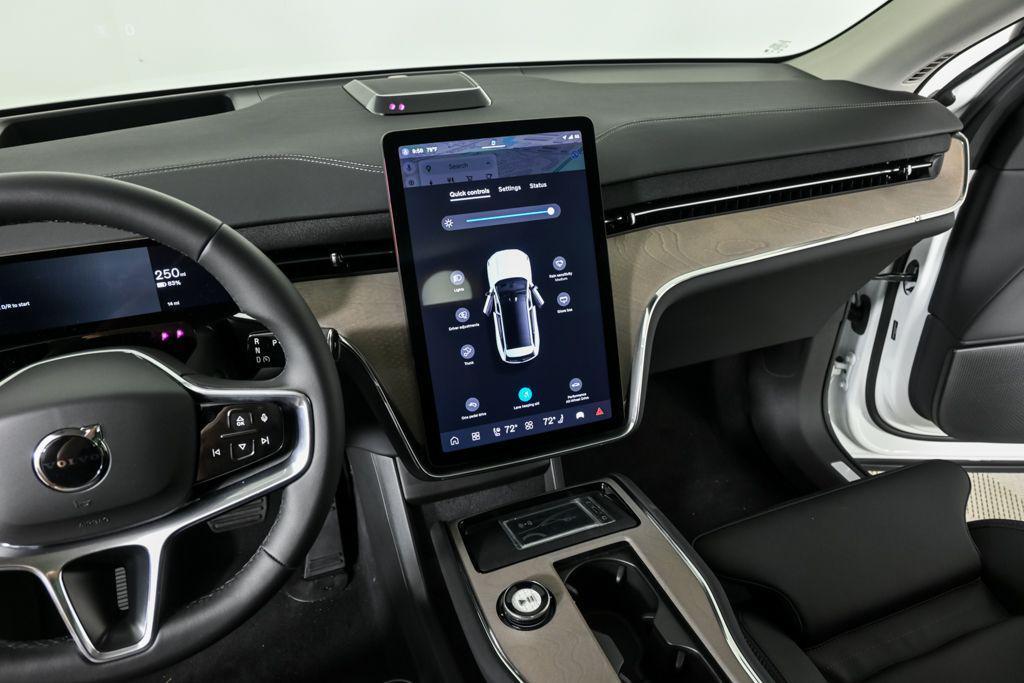 new 2025 Volvo EX90 car