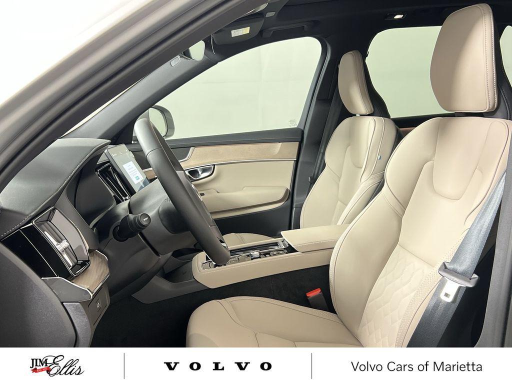 new 2025 Volvo XC90 car, priced at $58,513