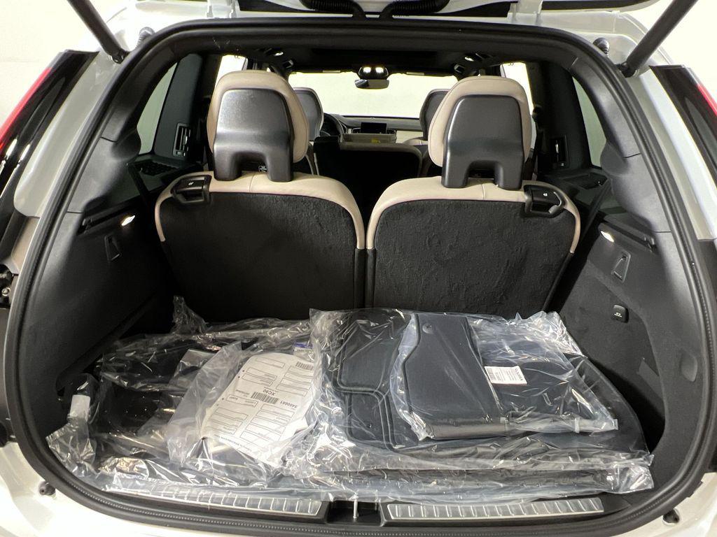 new 2026 Volvo XC90 car, priced at $75,155