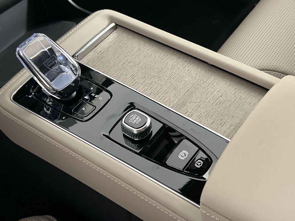 new 2026 Volvo XC90 car, priced at $75,155