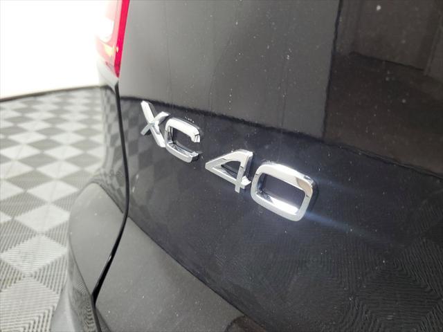 new 2025 Volvo XC40 car, priced at $51,565