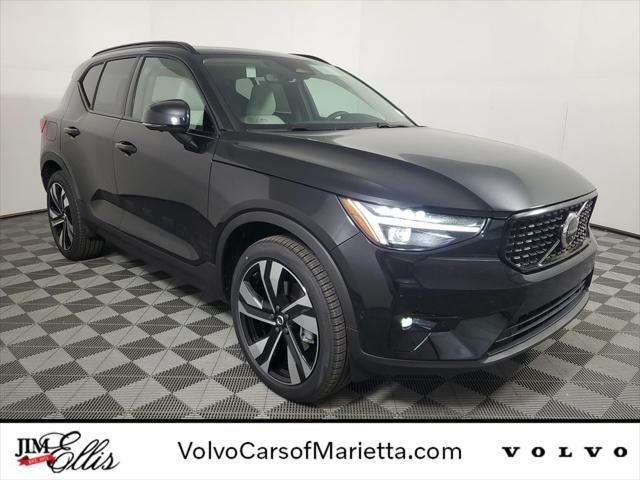 new 2025 Volvo XC40 car, priced at $51,565