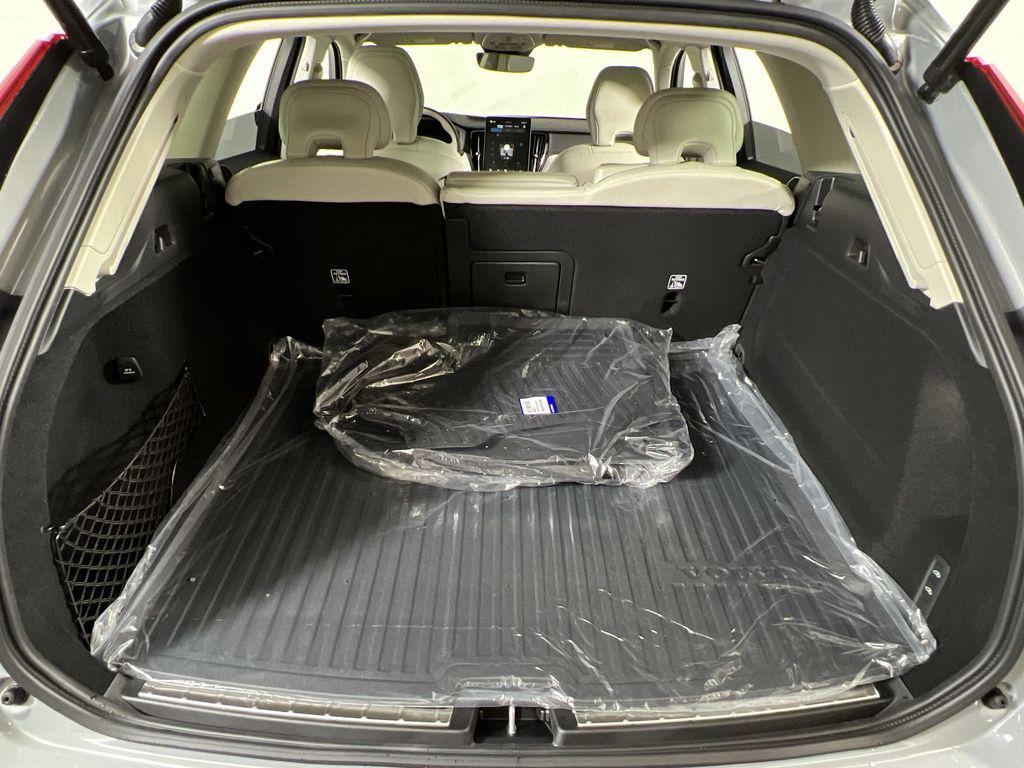 new 2026 Volvo XC60 car