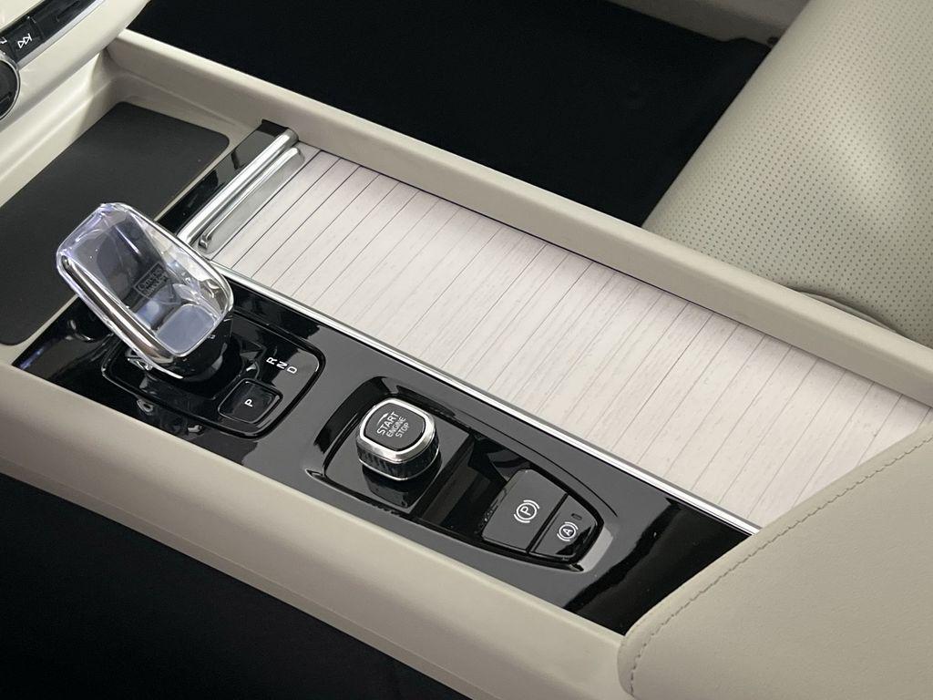 new 2026 Volvo XC60 car
