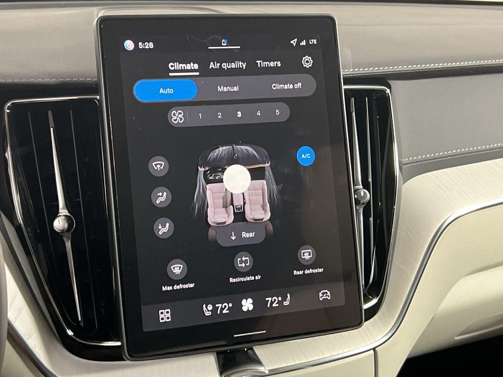 new 2026 Volvo XC60 car