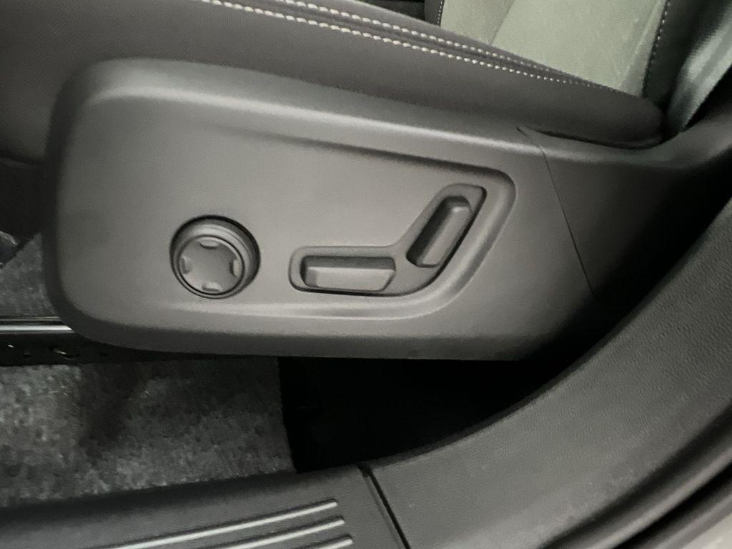 used 2025 Volvo XC40 car, priced at $31,495