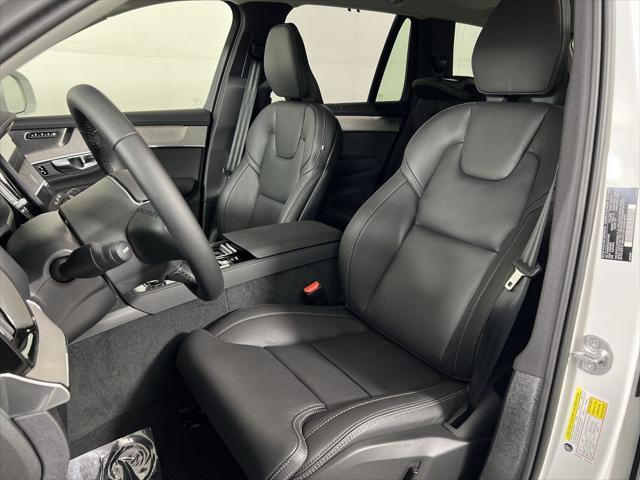 new 2025 Volvo XC90 Plug-In Hybrid car