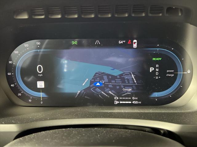 new 2025 Volvo XC90 Plug-In Hybrid car