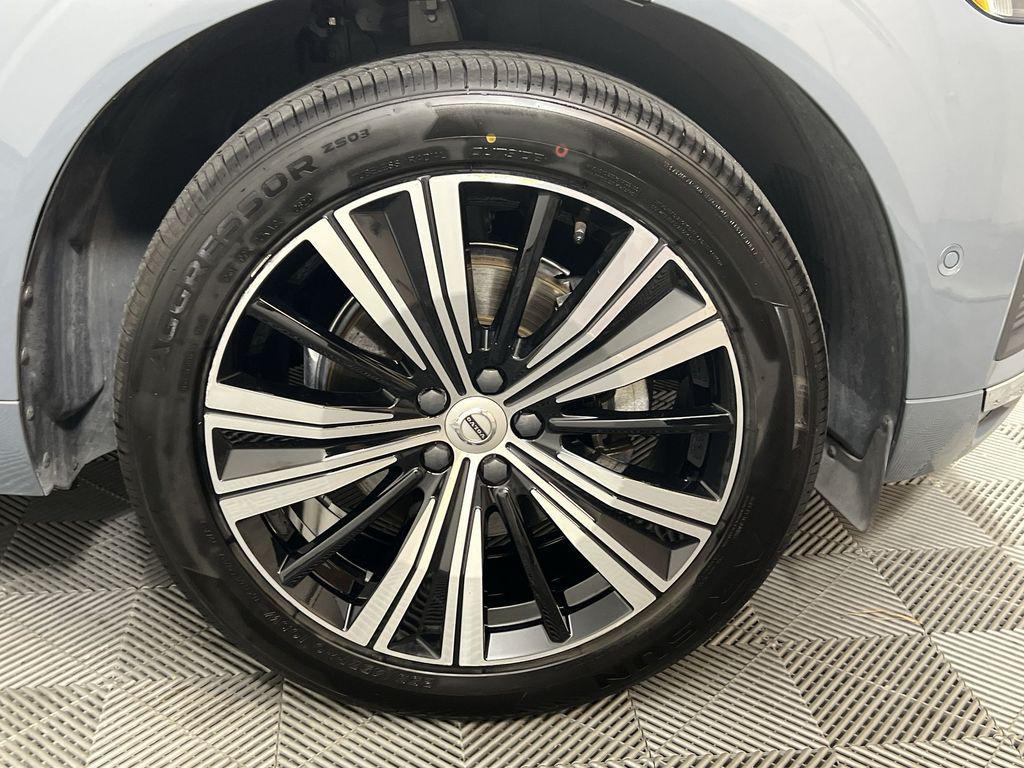 used 2023 Volvo XC60 car, priced at $30,927