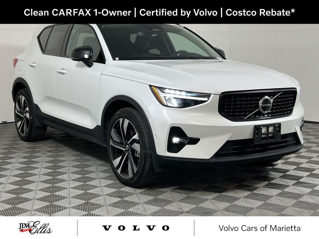 used 2025 Volvo XC40 car, priced at $35,857