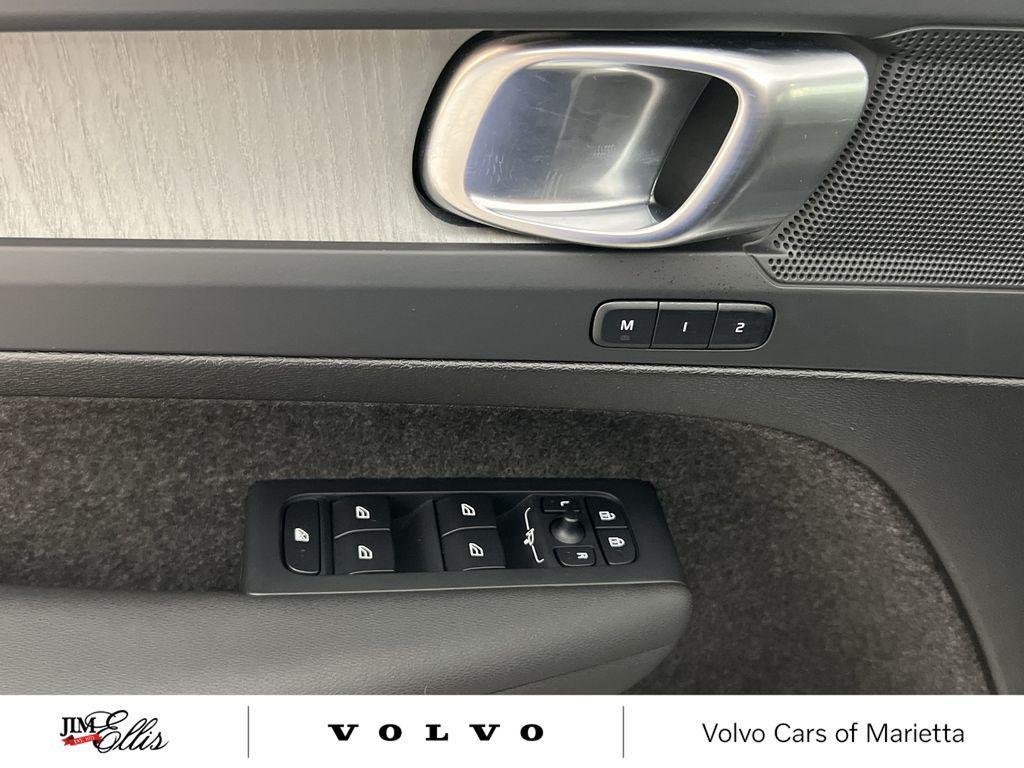 used 2025 Volvo XC40 car, priced at $37,214