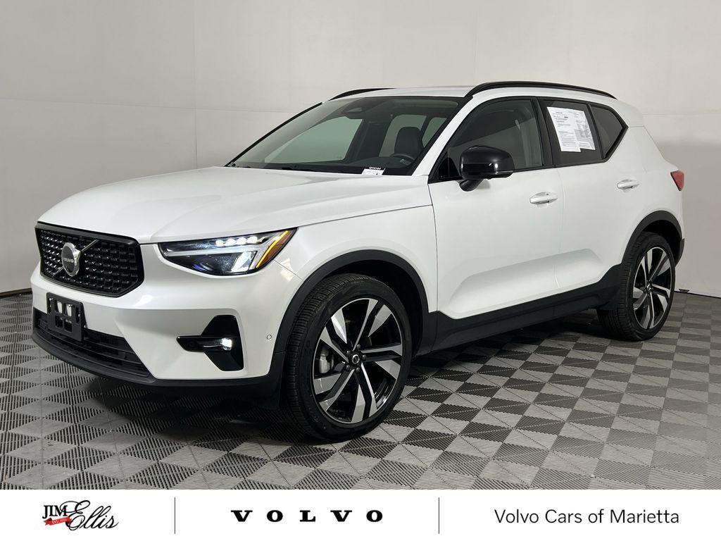 used 2025 Volvo XC40 car, priced at $37,214