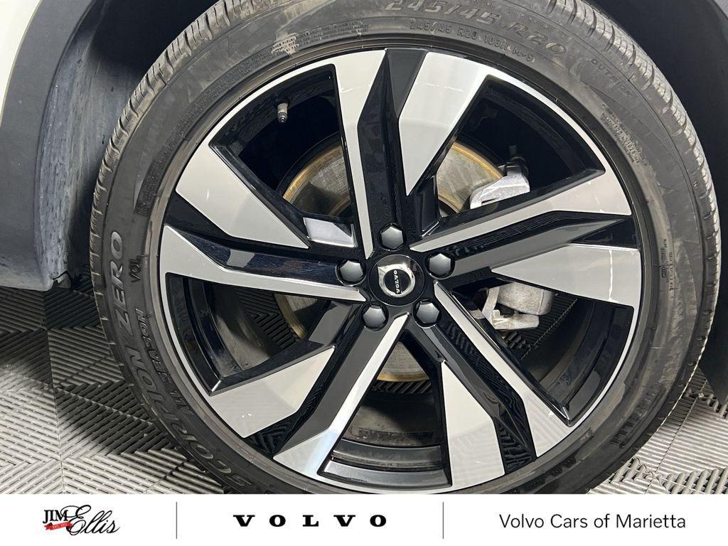 used 2025 Volvo XC40 car, priced at $37,214